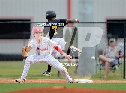 Thumbnail 2 in St. James @ Brusly (LHSAA 3A Bi-District Playoff) photogallery.