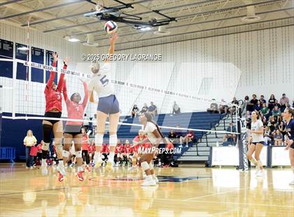 Thumbnail 3 in Trinity vs Keller photogallery.