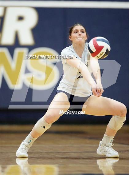 Thumbnail 2 in Trinity vs Keller photogallery.