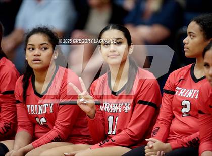 Thumbnail 3 in Trinity vs Keller photogallery.