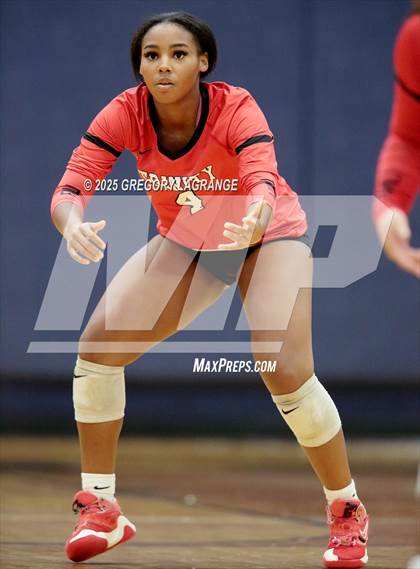 Thumbnail 1 in Trinity vs Keller photogallery.