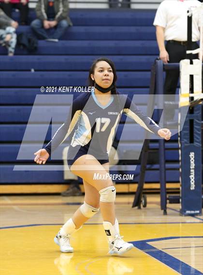 Thumbnail 3 in Mott vs. Avondale (MHSAA District Semifinal) photogallery.