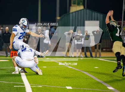 Thumbnail 3 in Lindale @ Little Cypress-Mauriceville (UIL 4A Division1 Bi-District Playoff) photogallery.