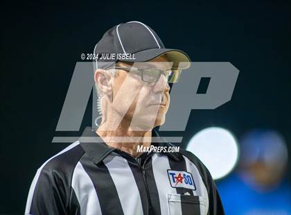 Thumbnail 2 in Lindale @ Little Cypress-Mauriceville (UIL 4A Division1 Bi-District Playoff) photogallery.