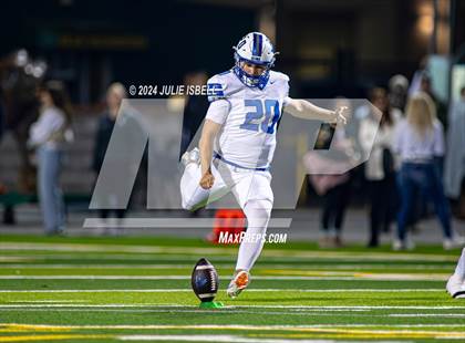 Thumbnail 1 in Lindale @ Little Cypress-Mauriceville (UIL 4A Division1 Bi-District Playoff) photogallery.
