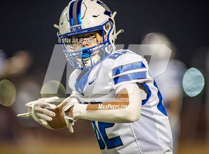 Thumbnail 2 in Lindale @ Little Cypress-Mauriceville (UIL 4A Division1 Bi-District Playoff) photogallery.