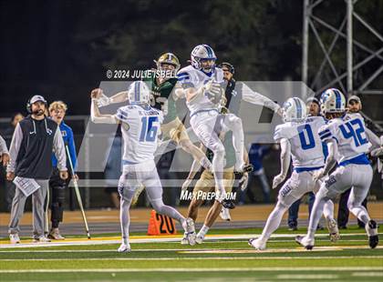 Thumbnail 1 in Lindale @ Little Cypress-Mauriceville (UIL 4A Division1 Bi-District Playoff) photogallery.