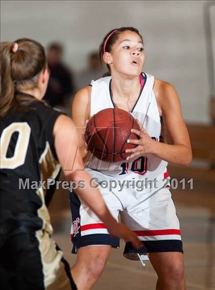 Thumbnail 2 in Enochs @ Modesto Christian photogallery.