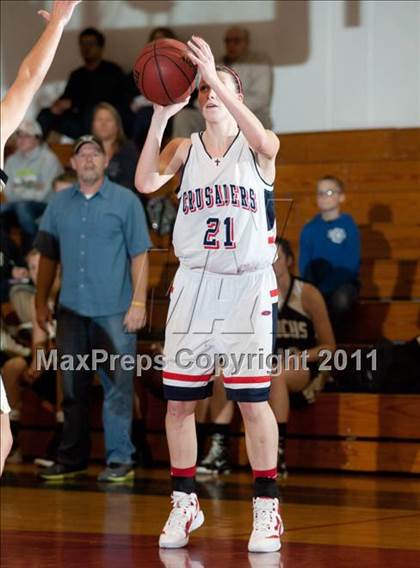 Thumbnail 3 in Enochs @ Modesto Christian photogallery.