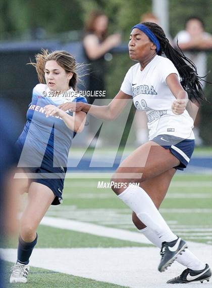 Thumbnail 2 in Brentwood School @ Sierra Canyon (CIF SoCal Regional D4 Final) photogallery.