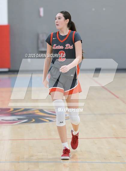 Thumbnail 1 in Mater Dei vs. Bartlett  (Nike Tournament of Champions) photogallery.