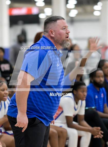 Thumbnail 2 in Mater Dei vs. Bartlett  (Nike Tournament of Champions) photogallery.