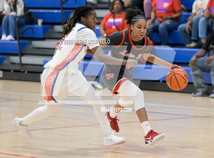 Thumbnail 2 in Mater Dei vs. Bartlett  (Nike Tournament of Champions) photogallery.