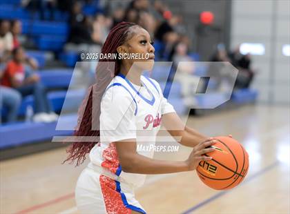 Thumbnail 3 in Mater Dei vs. Bartlett  (Nike Tournament of Champions) photogallery.