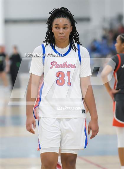 Thumbnail 1 in Mater Dei vs. Bartlett  (Nike Tournament of Champions) photogallery.