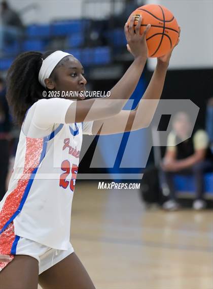 Thumbnail 2 in Mater Dei vs. Bartlett  (Nike Tournament of Champions) photogallery.