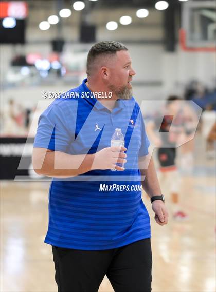 Thumbnail 2 in Mater Dei vs. Bartlett  (Nike Tournament of Champions) photogallery.