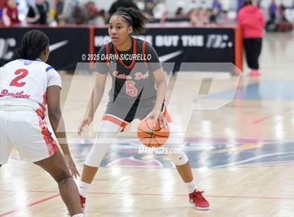 Thumbnail 2 in Mater Dei vs. Bartlett  (Nike Tournament of Champions) photogallery.