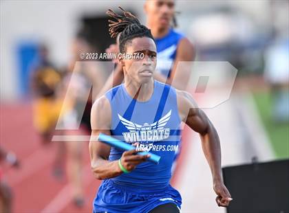 Thumbnail 2 in UIL 6A District 14 Region 2 Track and Field Meet photogallery.