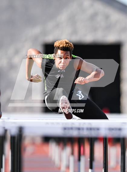 Thumbnail 2 in UIL 6A District 14 Region 2 Track and Field Meet photogallery.
