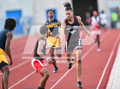Thumbnail 2 in UIL 6A District 14 Region 2 Track and Field Meet photogallery.