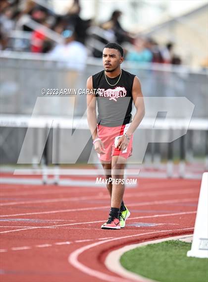 Thumbnail 3 in UIL 6A District 14 Region 2 Track and Field Meet photogallery.