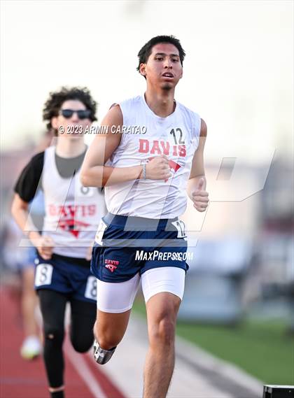 Thumbnail 2 in UIL 6A District 14 Region 2 Track and Field Meet photogallery.