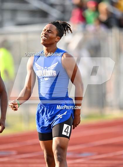 Thumbnail 1 in UIL 6A District 14 Region 2 Track and Field Meet photogallery.