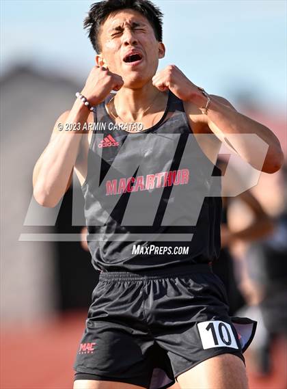 Thumbnail 3 in UIL 6A District 14 Region 2 Track and Field Meet photogallery.