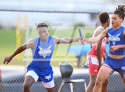 Thumbnail 2 in UIL 6A District 14 Region 2 Track and Field Meet photogallery.