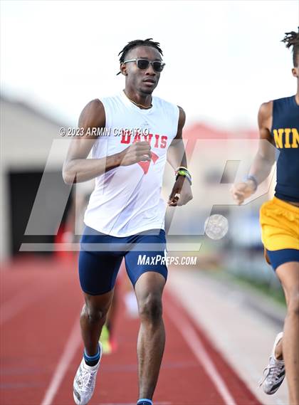 Thumbnail 3 in UIL 6A District 14 Region 2 Track and Field Meet photogallery.