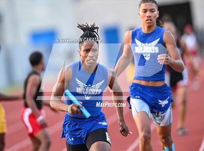 Thumbnail 1 in UIL 6A District 14 Region 2 Track and Field Meet photogallery.
