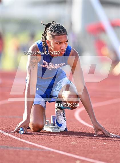 Thumbnail 3 in UIL 6A District 14 Region 2 Track and Field Meet photogallery.