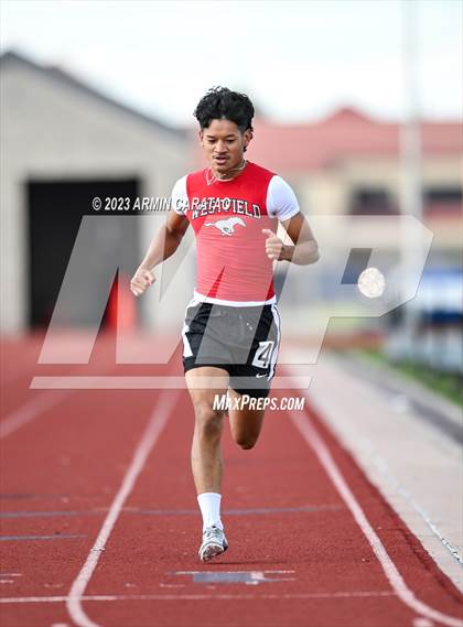 Thumbnail 2 in UIL 6A District 14 Region 2 Track and Field Meet photogallery.