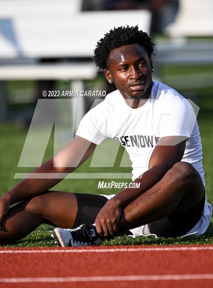 Thumbnail 1 in UIL 6A District 14 Region 2 Track and Field Meet photogallery.