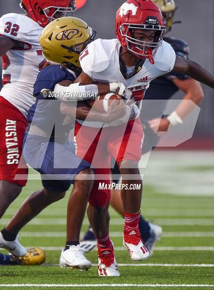 Thumbnail 3 in North Shore vs Klein Collins photogallery.