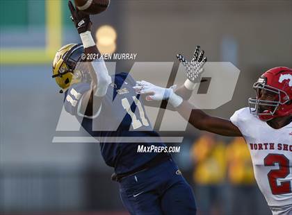 Thumbnail 2 in North Shore vs Klein Collins photogallery.