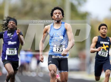 Thumbnail 1 in Lewis James Invitational (100 Meter) photogallery.