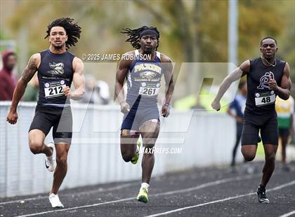 Thumbnail 2 in Lewis James Invitational (100 Meter) photogallery.
