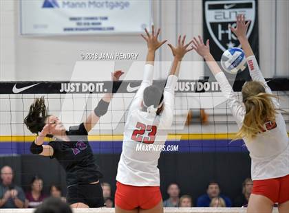 Thumbnail 2 in Assumption vs. Redondo Union (Durango Fall Classic Championship) photogallery.