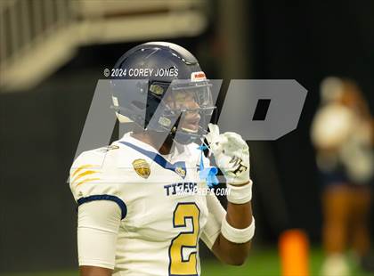 Thumbnail 2 in Douglas County vs Cedar Grove (Corky Kell & Dave Hunter Classic) photogallery.