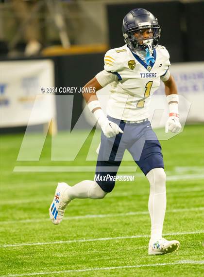 Thumbnail 3 in Douglas County vs Cedar Grove (Corky Kell & Dave Hunter Classic) photogallery.