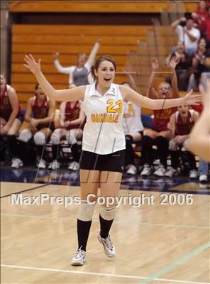 Thumbnail 2 in Oakdale vs. St. Mary's (SJS D3 Final) photogallery.