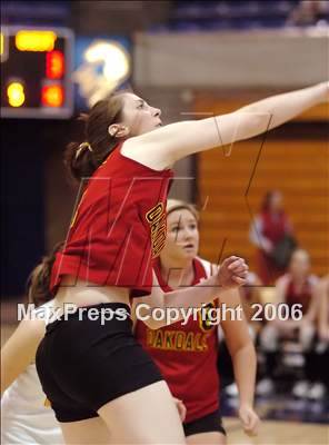 Thumbnail 1 in Oakdale vs. St. Mary's (SJS D3 Final) photogallery.