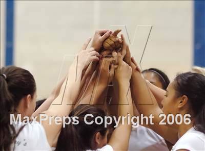 Thumbnail 3 in Oakdale vs. St. Mary's (SJS D3 Final) photogallery.