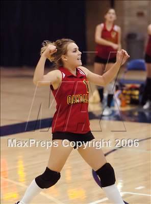 Thumbnail 2 in Oakdale vs. St. Mary's (SJS D3 Final) photogallery.