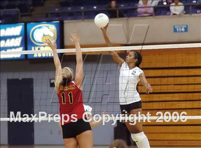 Thumbnail 3 in Oakdale vs. St. Mary's (SJS D3 Final) photogallery.