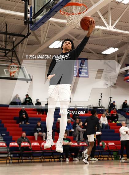 Thumbnail 2 in Archbishop Wood vs Methacton (PIAA 6A Round 1) photogallery.