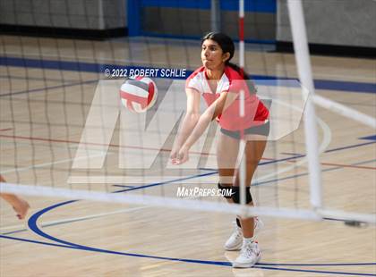 Thumbnail 3 in Bradshaw Christian @ Folsom photogallery.
