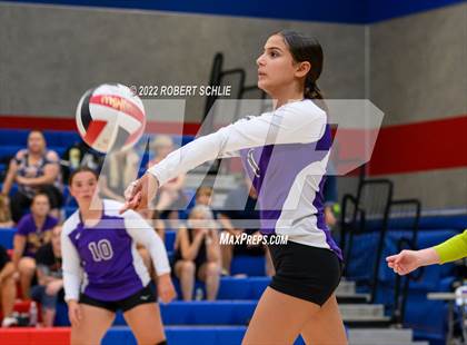 Thumbnail 1 in Bradshaw Christian @ Folsom photogallery.